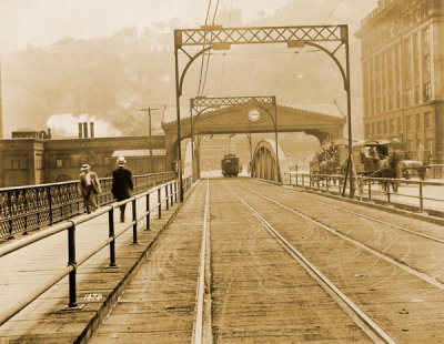 H. Renzelman - (Bridges: South End of Smithfield St. Bridge Looking South) 1912